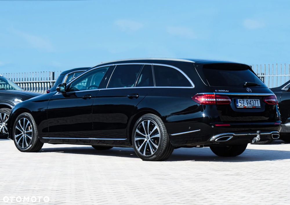 Mercedes-Benz Klasa E 300 de 9G-TRONIC Exclusive - 35