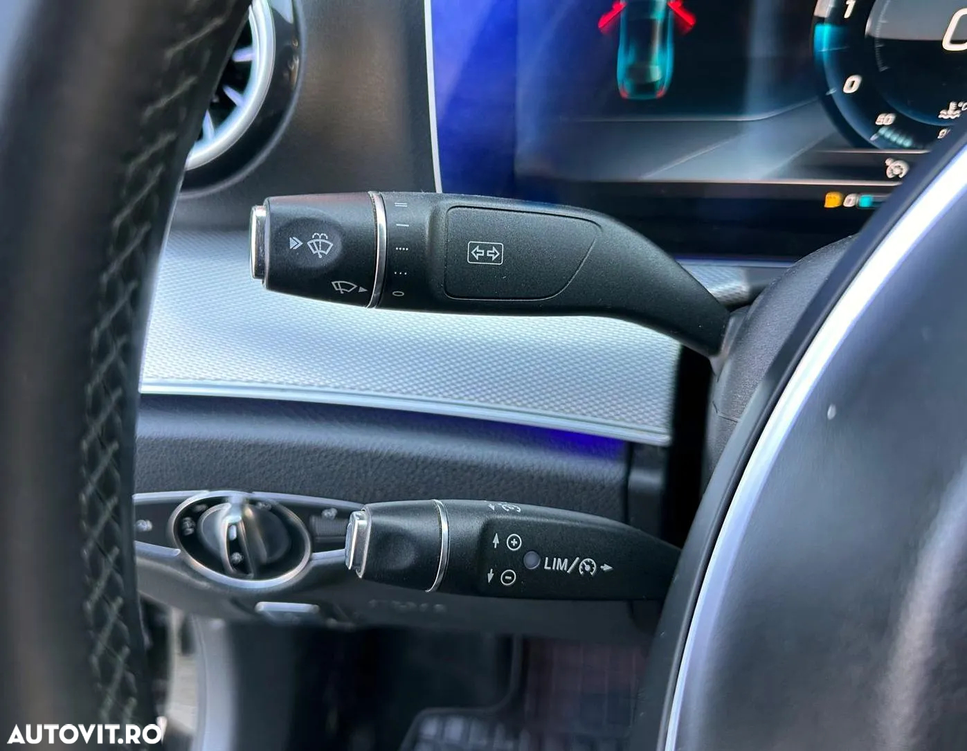 Mercedes-Benz E 200 d Aut. - 31