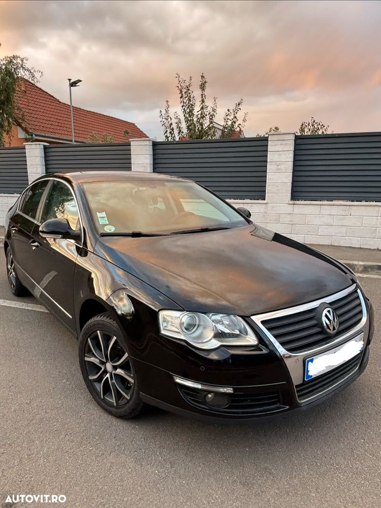 Volkswagen Passat 2.0 TDI DPF Sportline Blue Motion Technology - 7