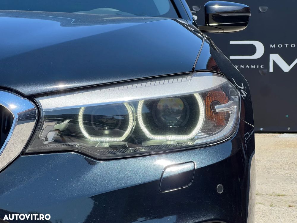 BMW Seria 5 520d xDrive Aut. - 9