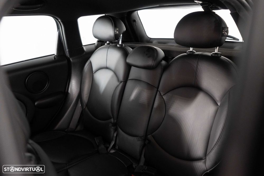 MINI Countryman Cooper SD Auto - 11