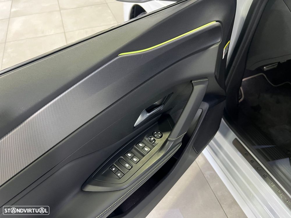 Peugeot 308 SW 1.2 Hybrid GT e-DCS6 - 35