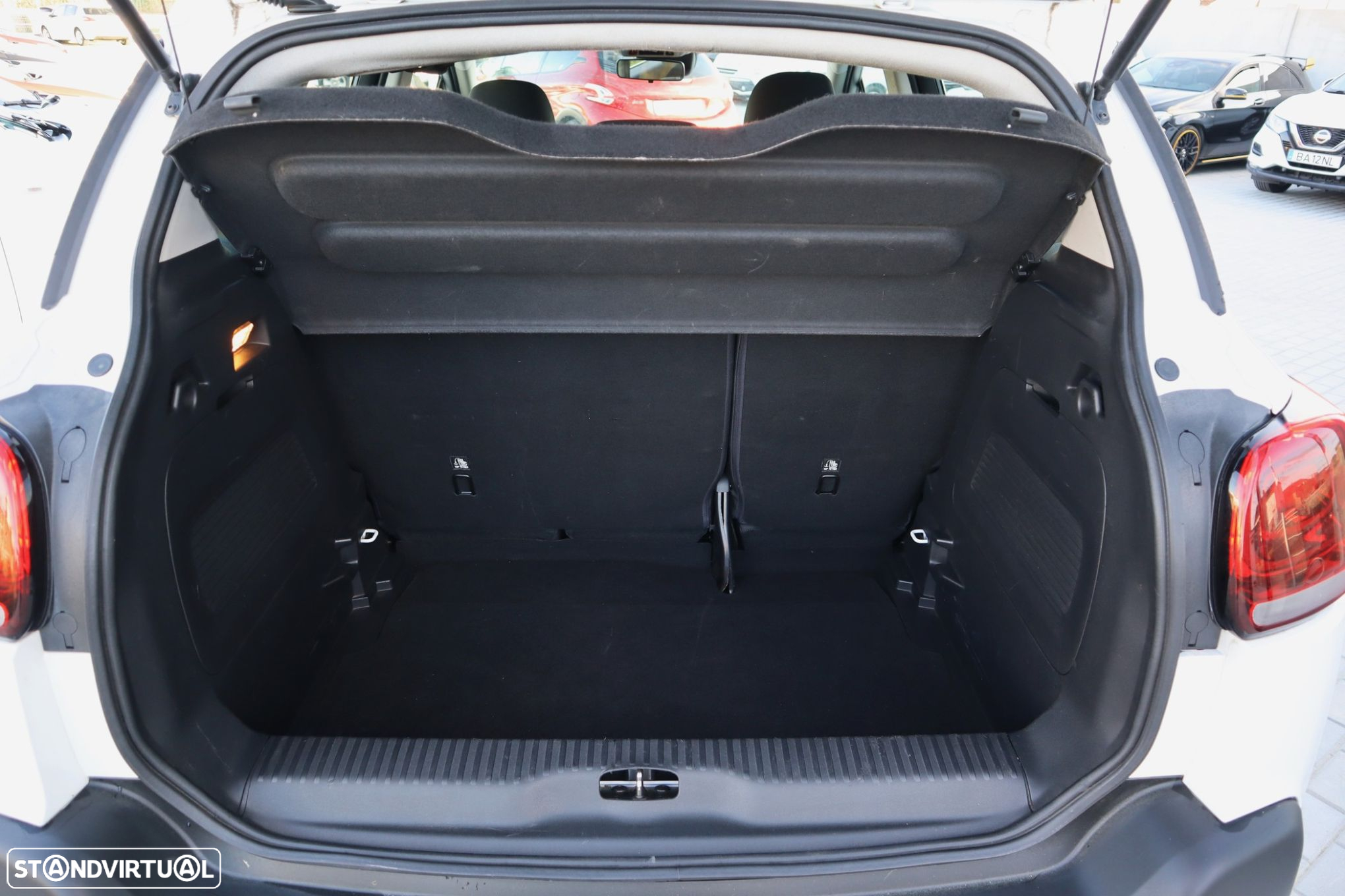 Citroën C3 Aircross 1.5 BlueHDi Shine S&S - 20