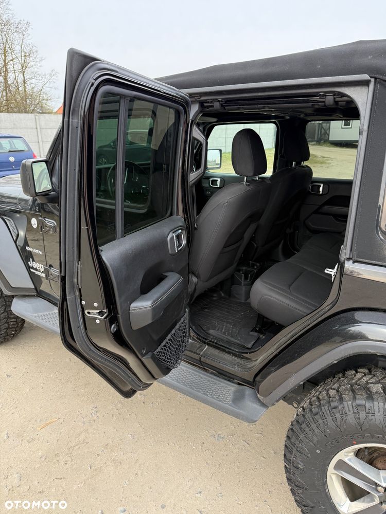 Jeep Wrangler 2.0 T-GDI Softtop AWD Automatik Sahara - 13
