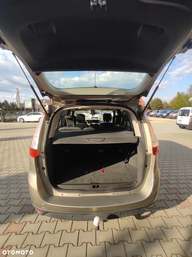 Renault Grand Scenic dCi 110 LIMITED - 9