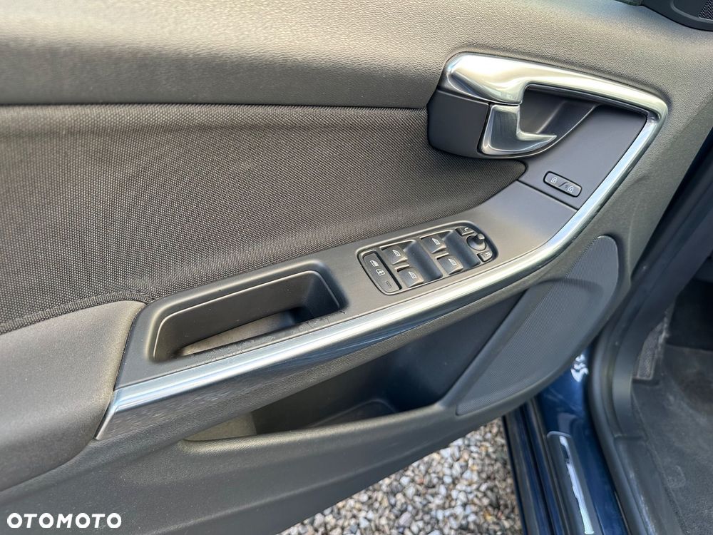 Volvo V60 DRIVe - 10
