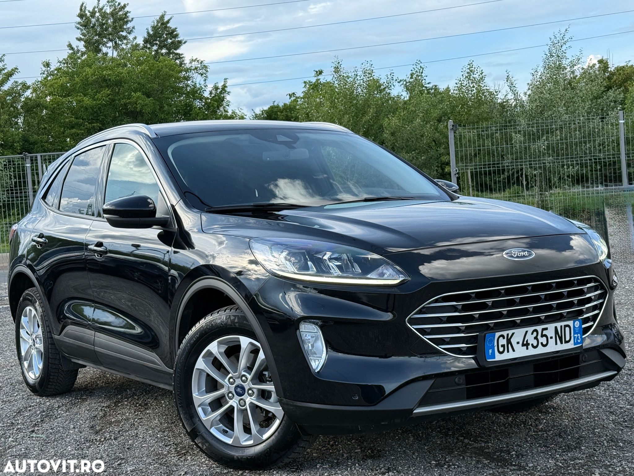 Ford Kuga 2.5 Duratec FWD FHEV Titanium - 1