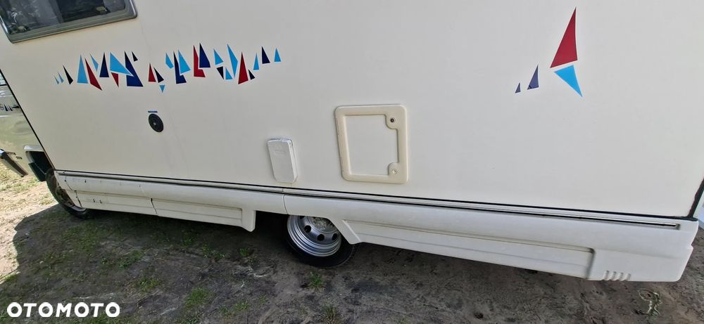 Nissan Trade - 7