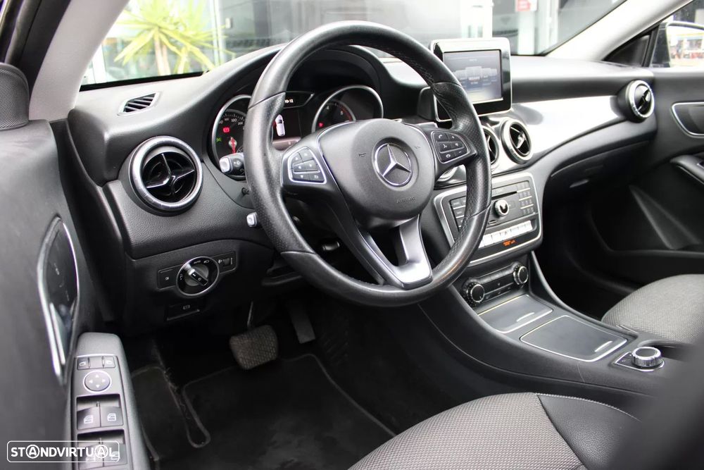 Mercedes-Benz CLA 180 d Shooting Brake Aut. - 17