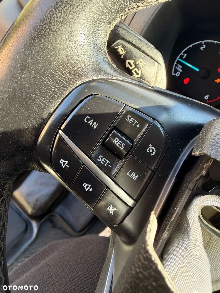 Ford Transit L2H2 VA Autm Limited - 13