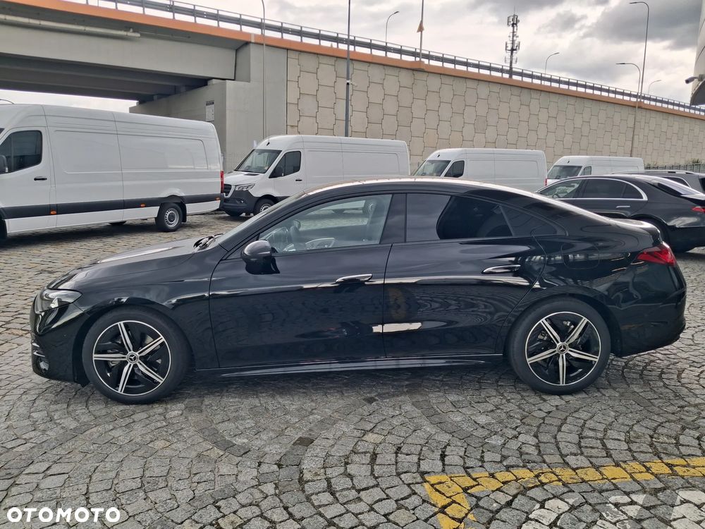Mercedes-Benz CLA 200 mHEV 4-Matic 8G-DCT - 4