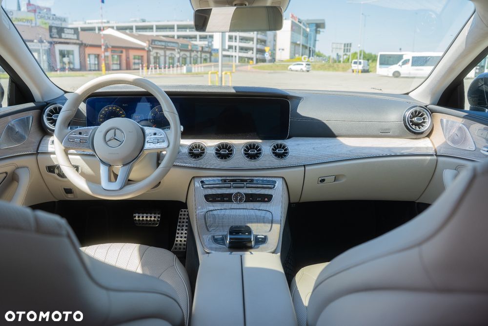 Mercedes-Benz CLS - 20