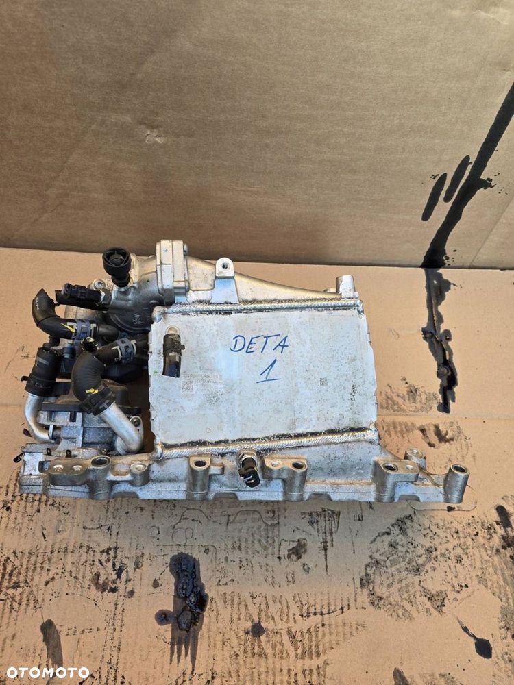 kolektor ssący 04l129766bb audi a4 b9 kod silnika deta - 4