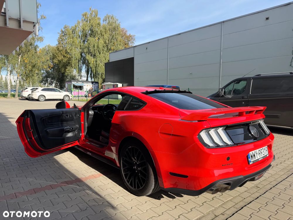 Ford Mustang 5.0 V8 GT - 26