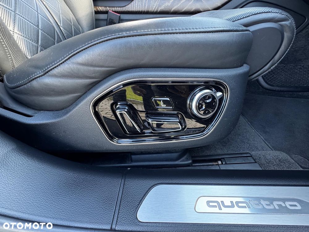 Audi A8 - 9
