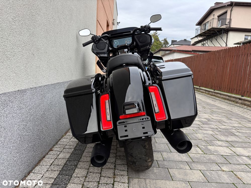 Harley-Davidson Touring Road Glide - 10