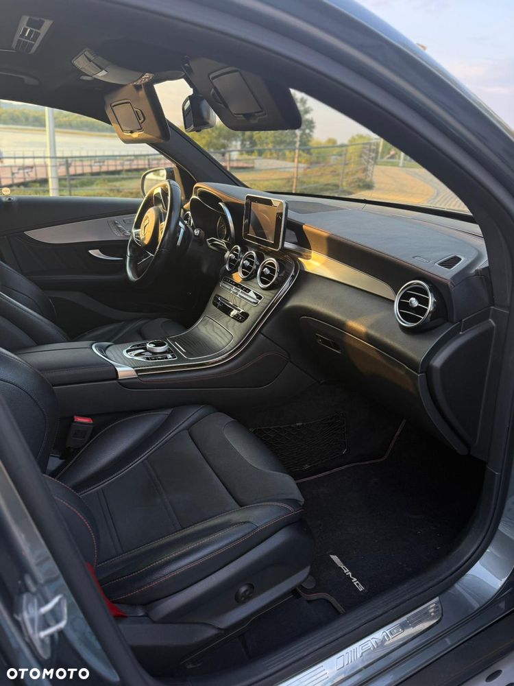 Mercedes-Benz GLC AMG 43 4Matic 9G-TRONIC - 19
