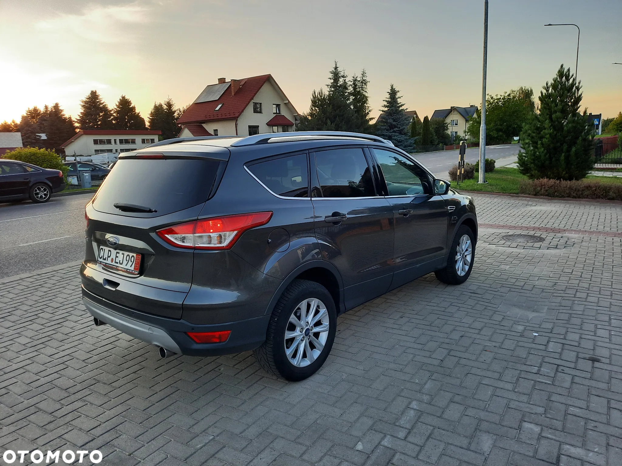Ford Kuga 2.0 TDCi 2x4 Individual - 8