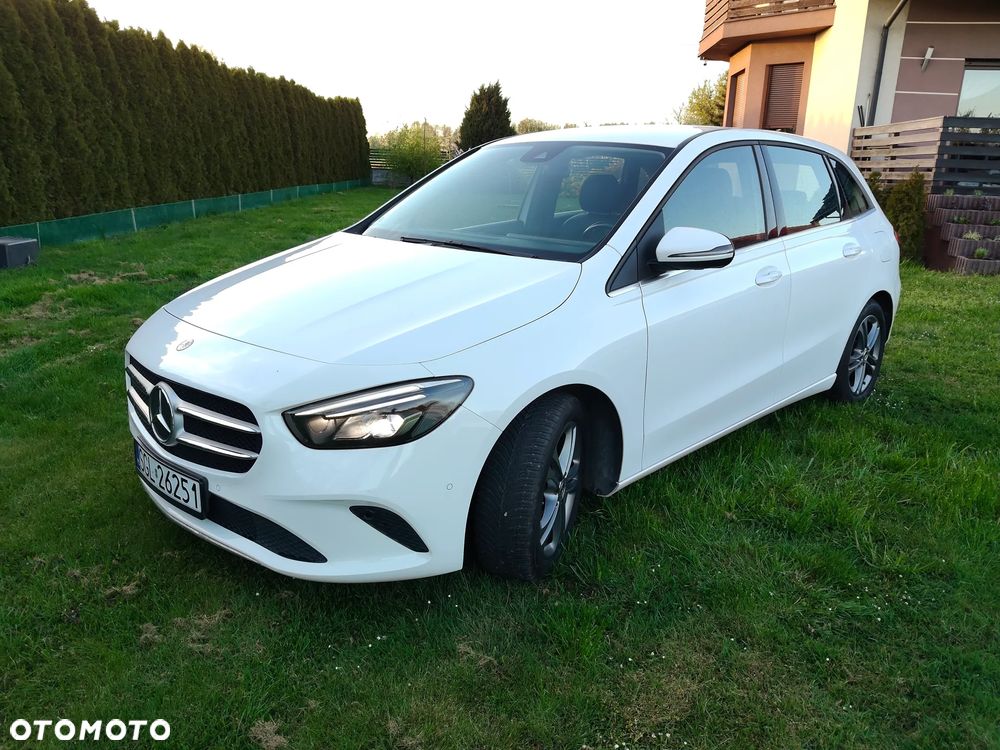 Mercedes-Benz Klasa B 180 d Style 7G-DCT - 11