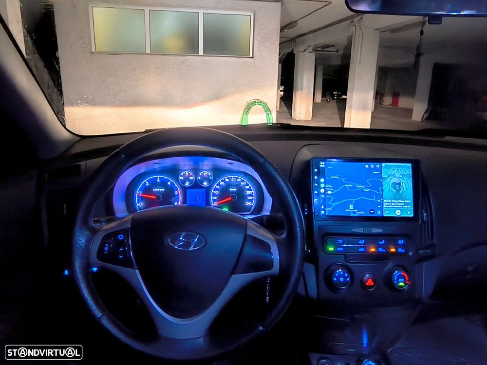 Hyundai i30 1.6 CRDI Comfort CPF - 13