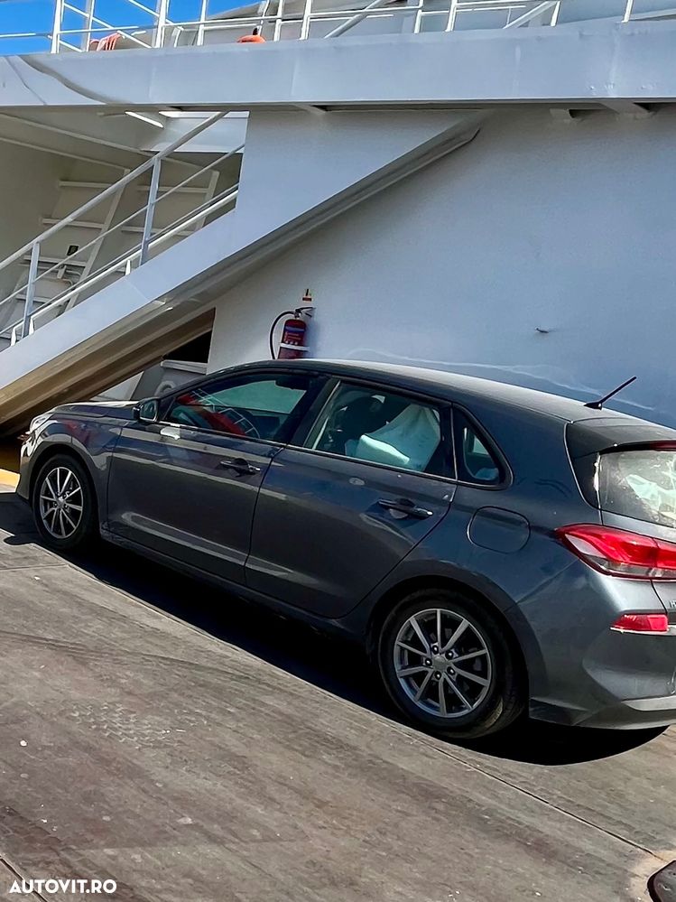 Hyundai i30 1.4 100CP 5DR M/T Comfort - 20