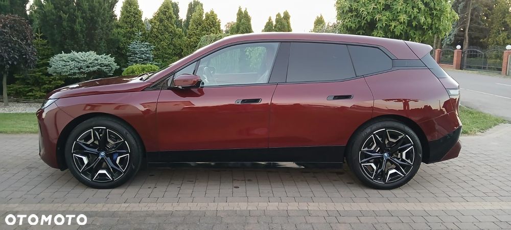 BMW iX xDrive50 - 5