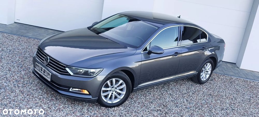 Volkswagen Passat 1.6 TDI BMT Comfortline - 36