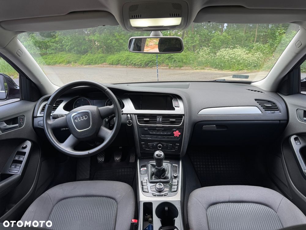 Audi A4 Avant 2.0 TDI e DPF Ambiente - 13
