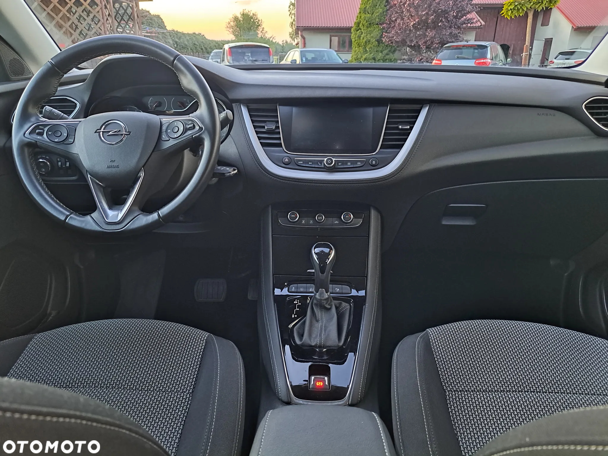 Opel Grandland X - 10