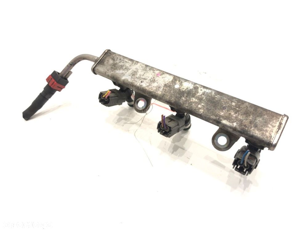 LISTWA WTRYSKOWA - 70.00 PLN - MITSUBISHI MIRAGE / SPACE STAR VI liftback (A0_A) 2012 - 2022 1.0 - 2