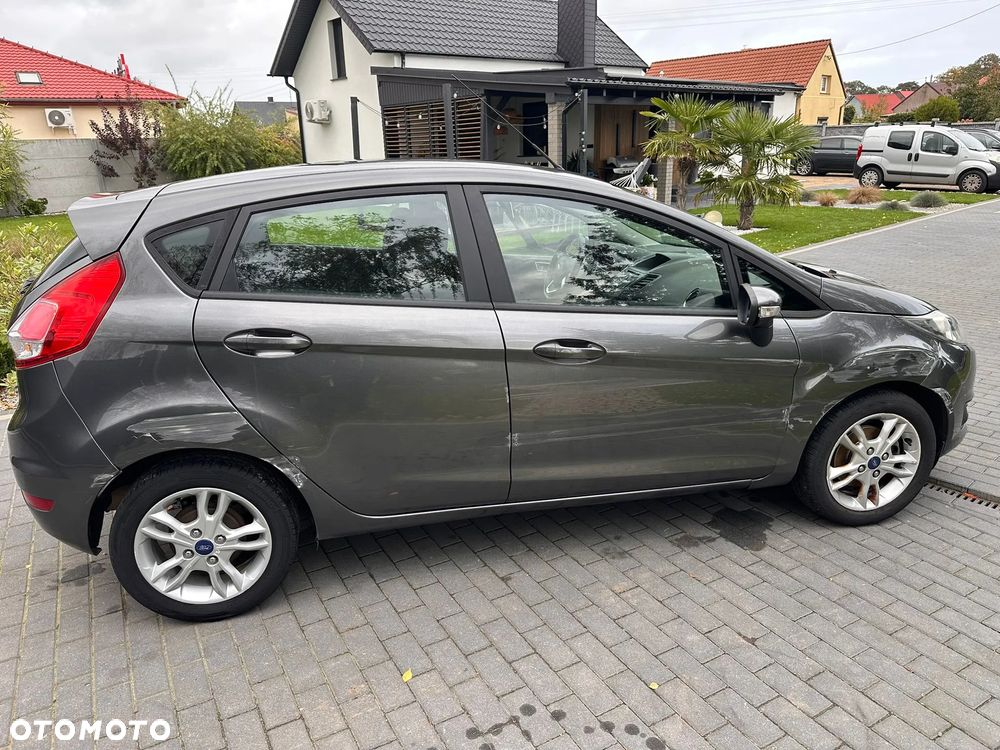 Ford Fiesta 1.25 SYNC Edition - 2