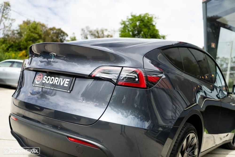Tesla Model Y Long Range Tração Integral - 44