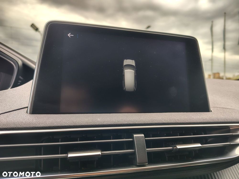 Peugeot 5008 1.5 BlueHDi Active Pack S&S EAT8 - 28