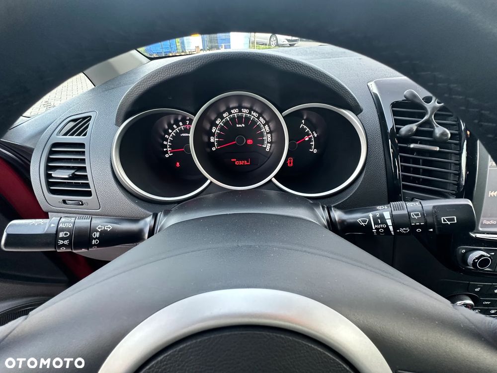 Kia Venga 1.6 XL - 11