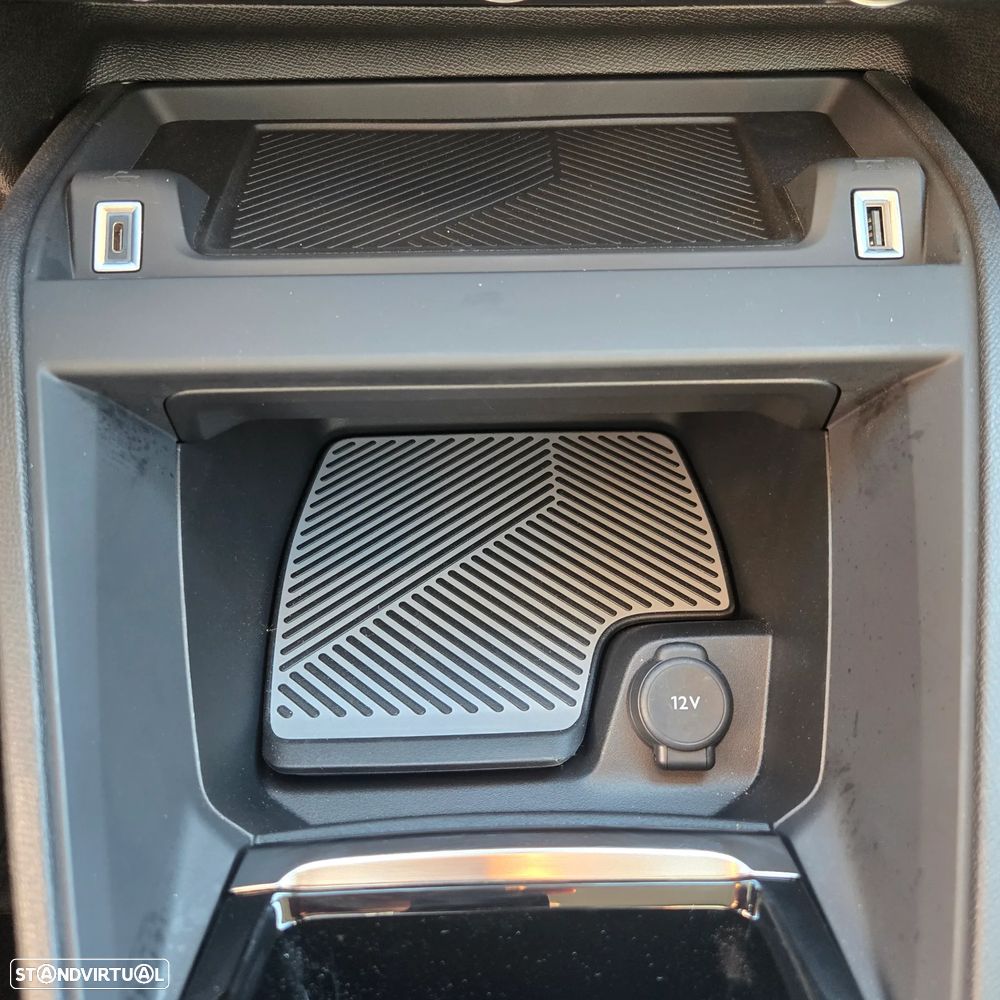 Citroën e-C4 50 kWh Live Pack — fotografia 13