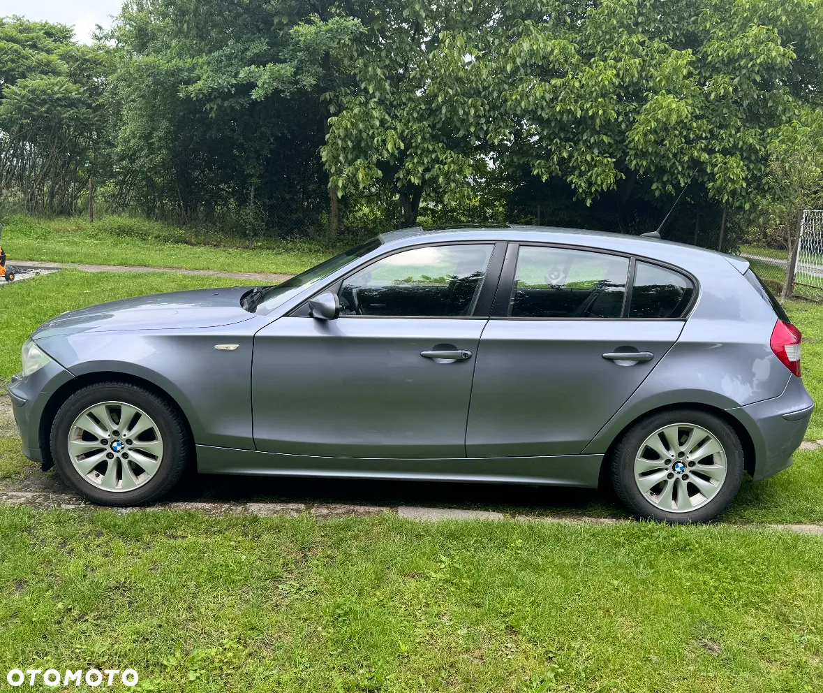 BMW Seria 1 120i - 2