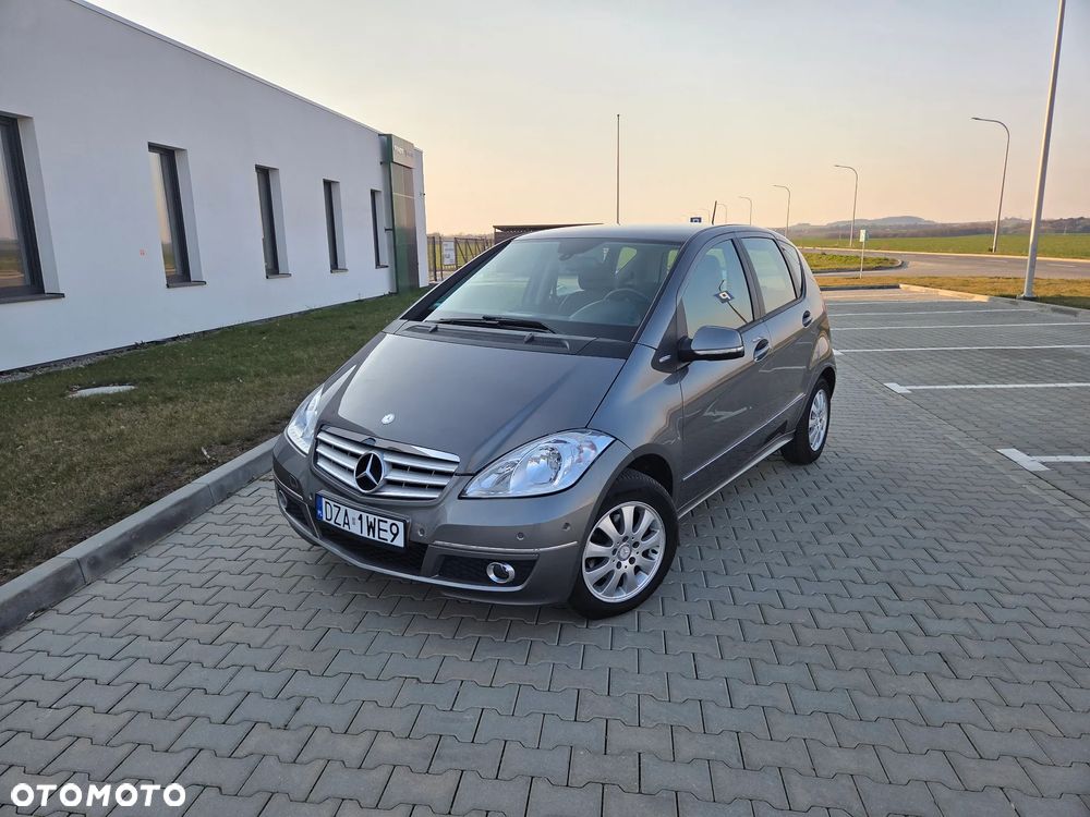 Mercedes-Benz Klasa A 170 BlueEFFICIENCY Avantgarde - 1