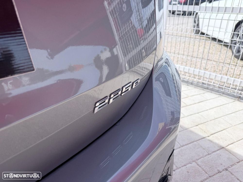 BMW 225xe Active Tourer e xDrive Pack Desportivo M - 12