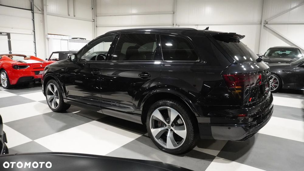 Audi SQ7 - 16