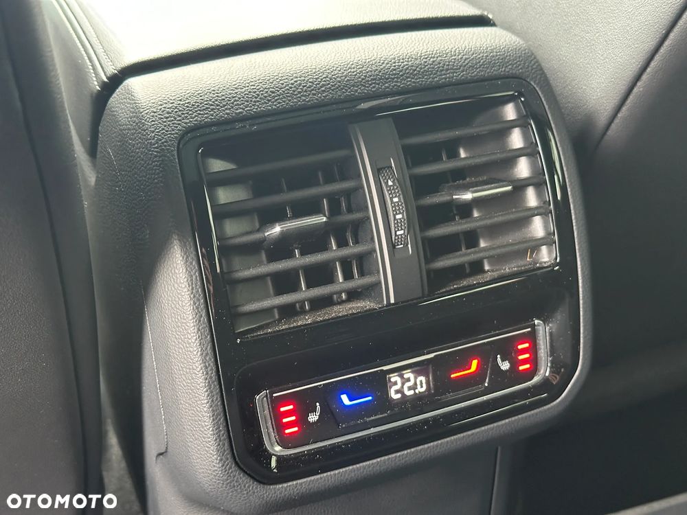 Volkswagen Arteon 2.0 TDI SCR 4Motion DSG R-Line - 19