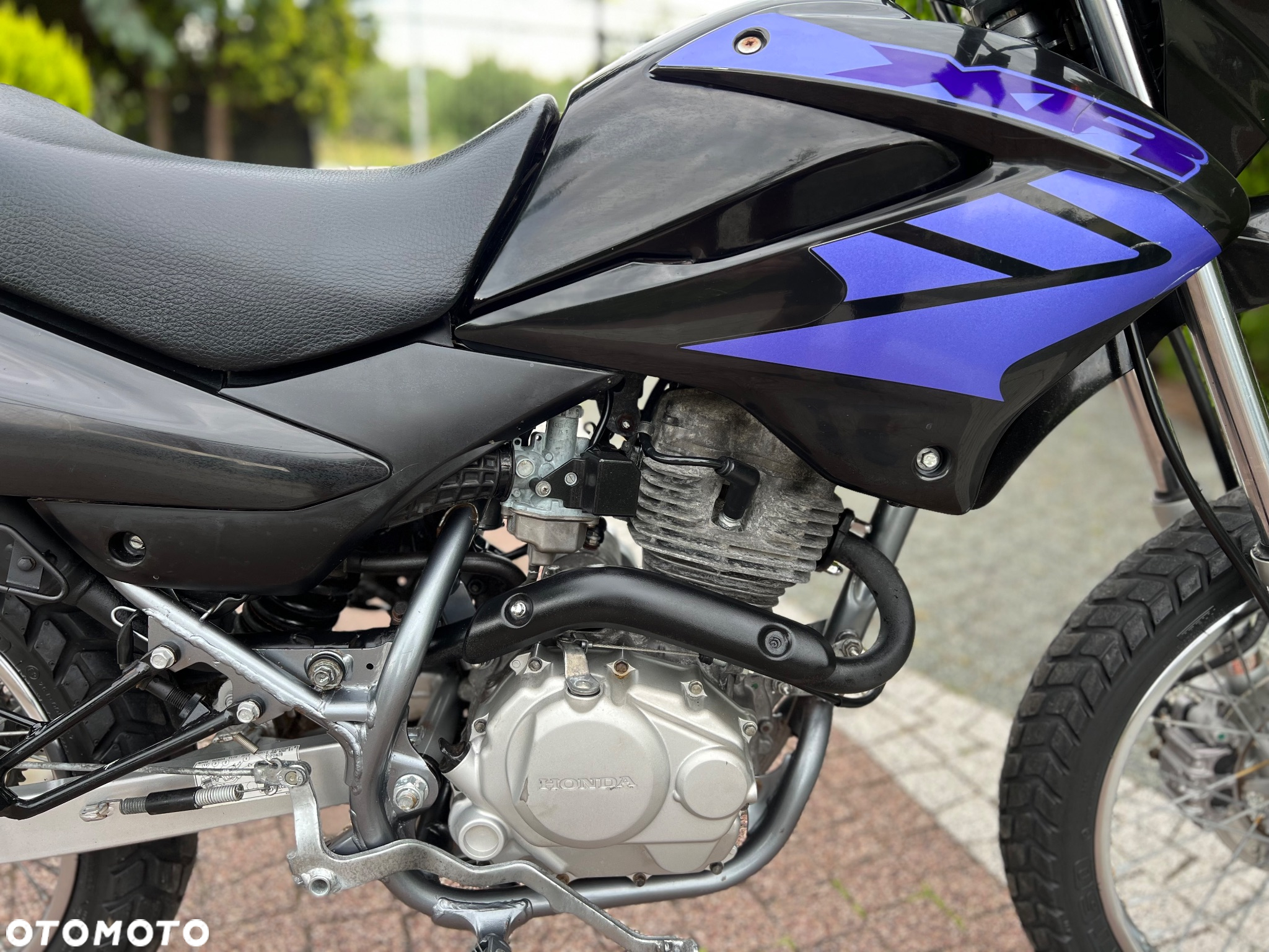 Honda XR - 8