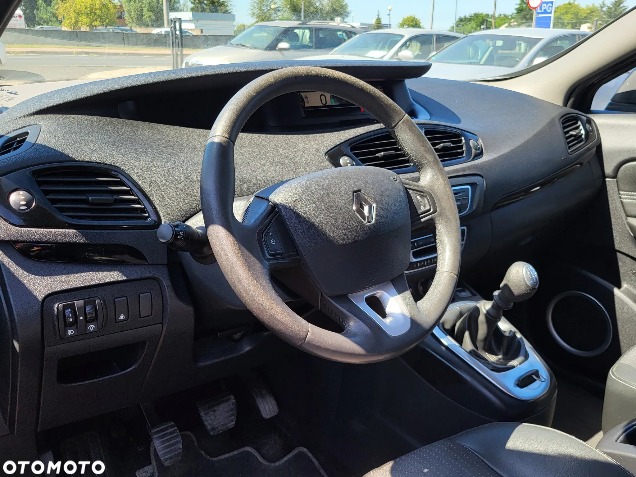 Renault Grand Scenic TCe 130 Dynamique - 9