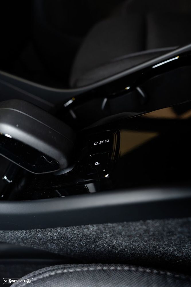 Volvo XC 40 Recharge 69 kWh Single Motor Core - 53