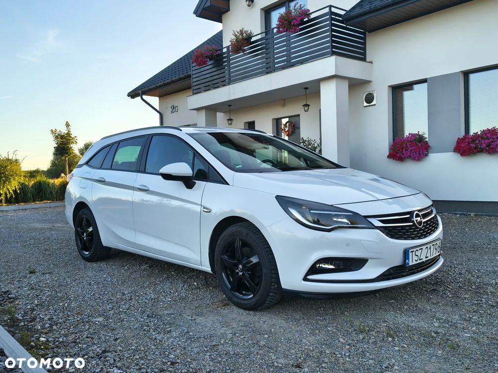 Opel Astra 1.6 CDTI Enjoy - 33