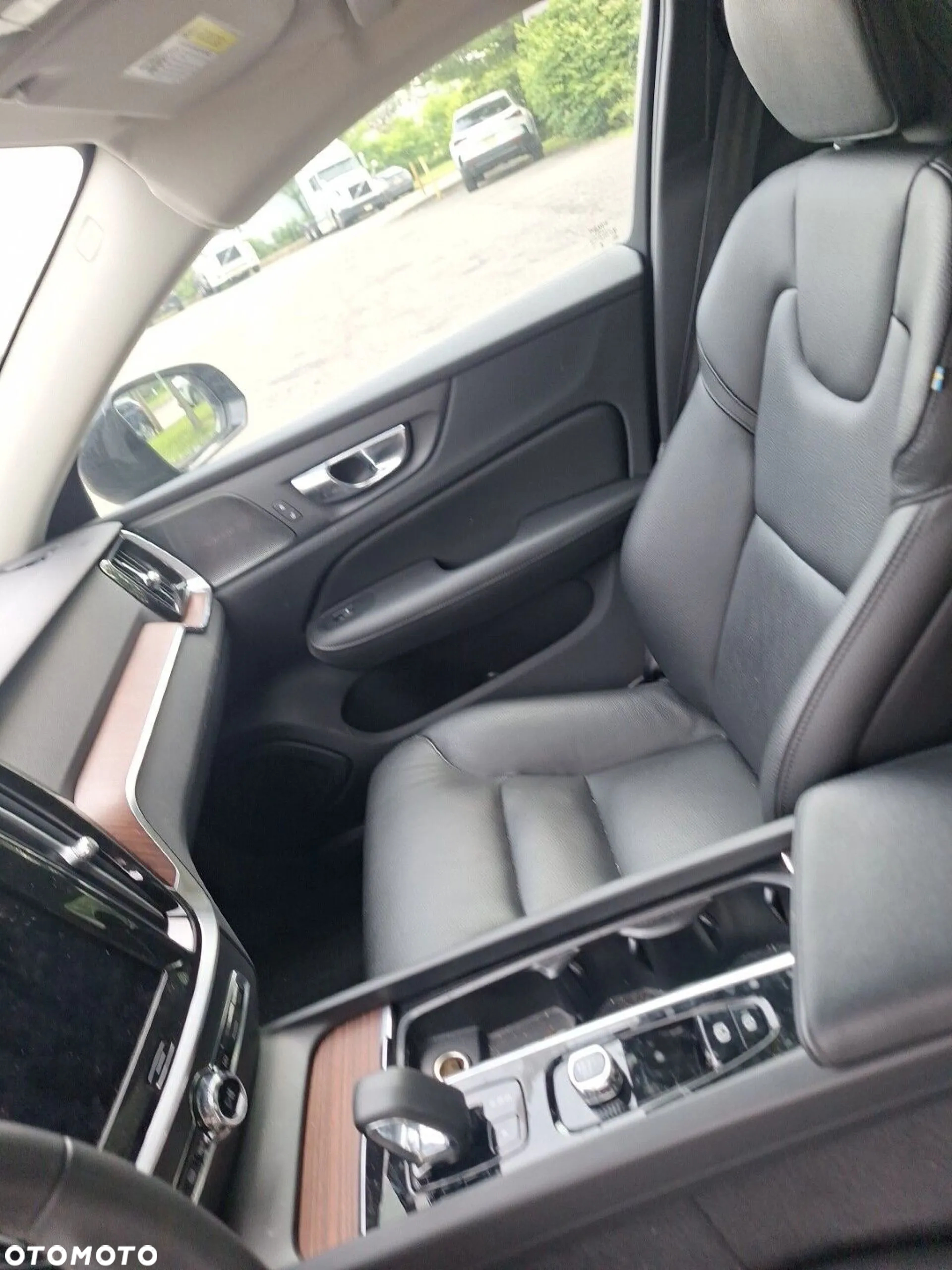 Volvo S60 B5 B AWD Plus Dark - 19