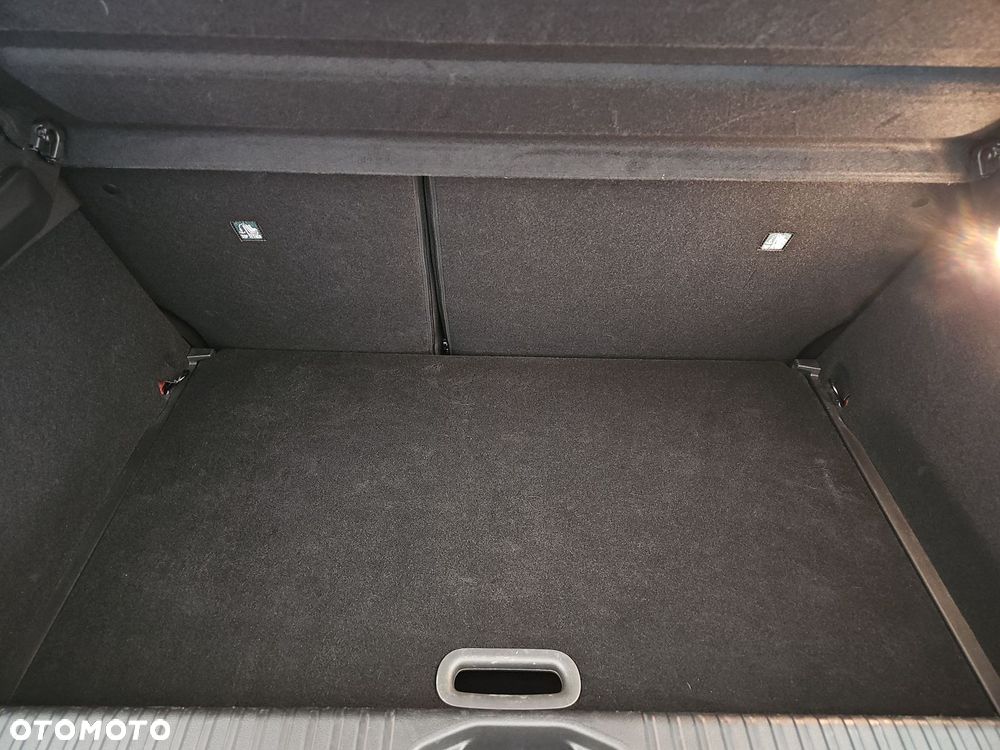 Renault Clio 1.0 TCe Evolution - 24