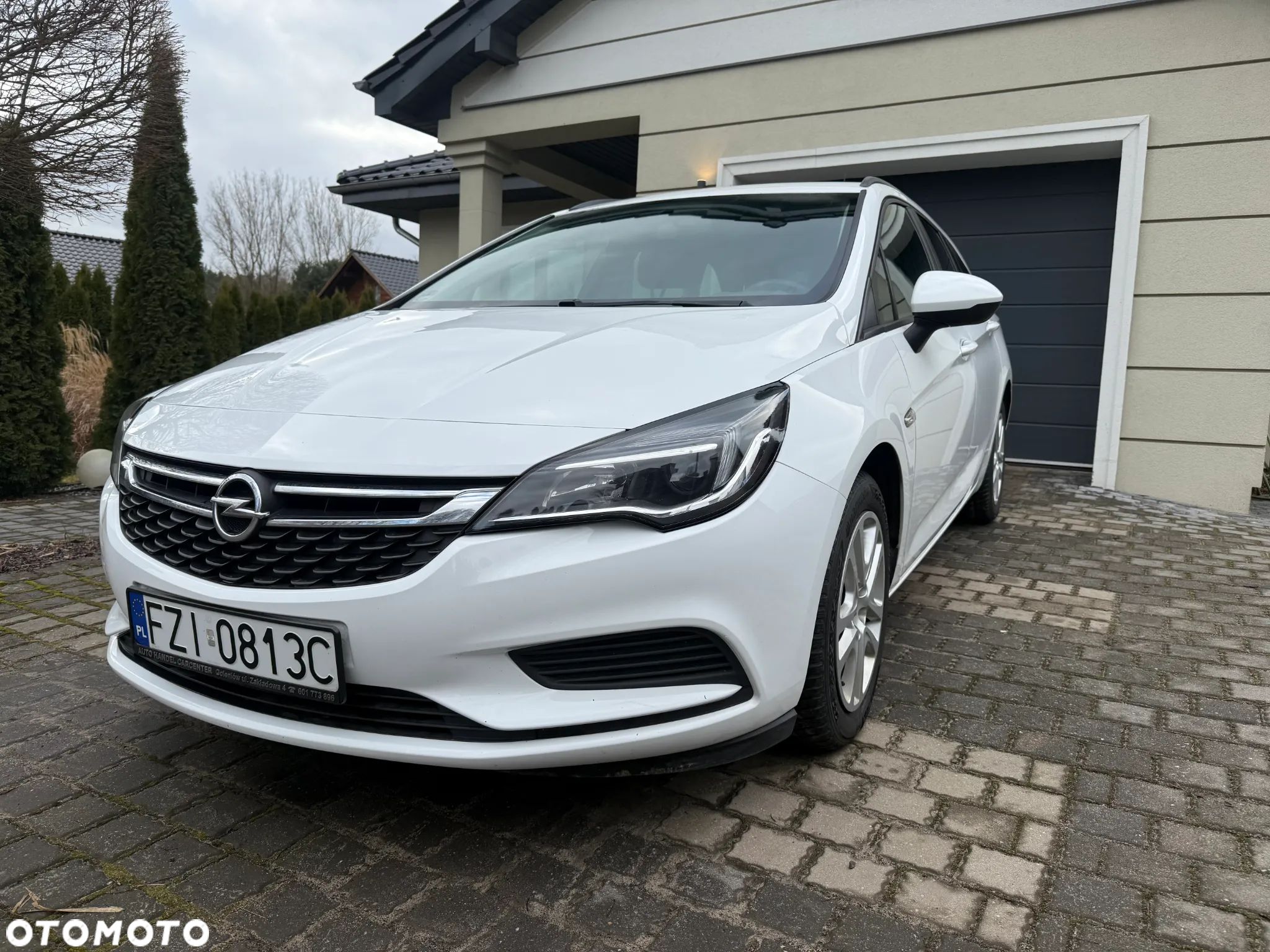 Opel Astra 1.6 CDTI Sports Tourer Active - 1