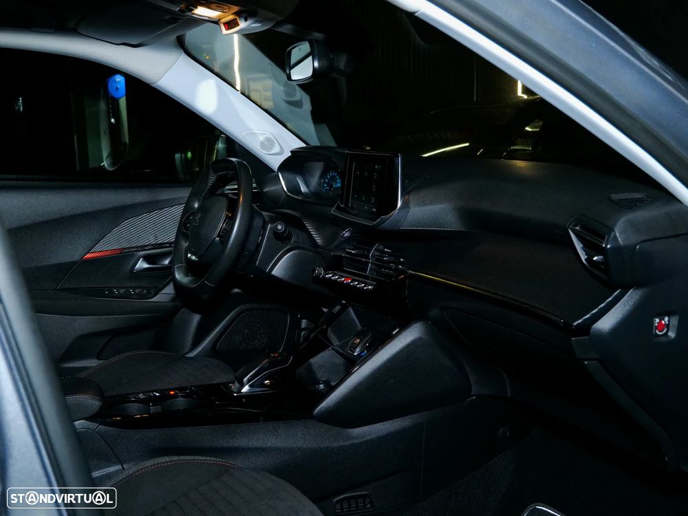 Peugeot e-2008 Allure+ - 14