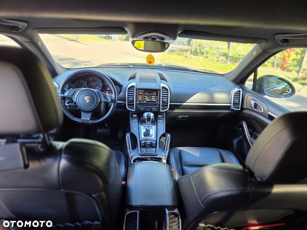 Porsche Cayenne Tiptronic S - 16