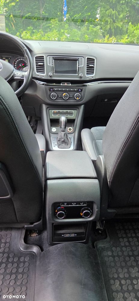Volkswagen Sharan - 13